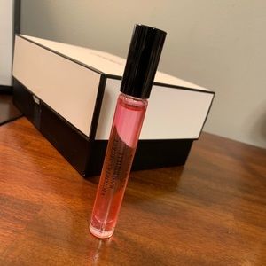 Victoria’s Secret bombshell